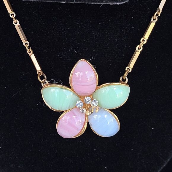 Vintage 60 Demi Parure Necklace and Bracelet set Flower with Pastel Stones - Picture 2 of 4